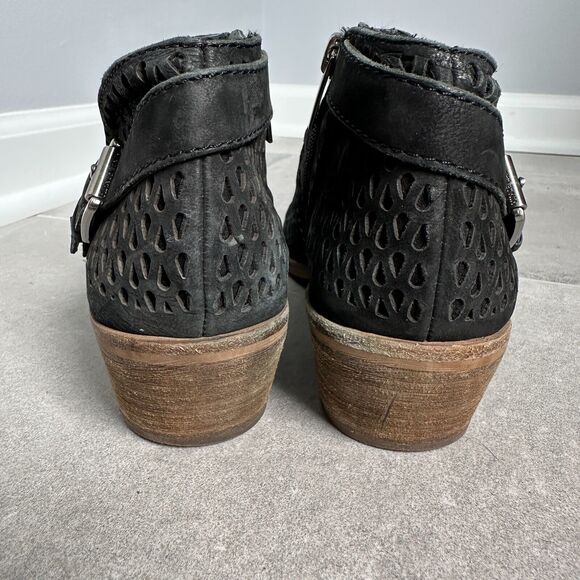 Vince Camuto Phandra Black Suede Perforated Heel Buckle Ankle Zip Booties 8.5 - Picture 7 of 11